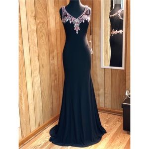 Formal Gown/ Pageant Dress/ Prom Dress